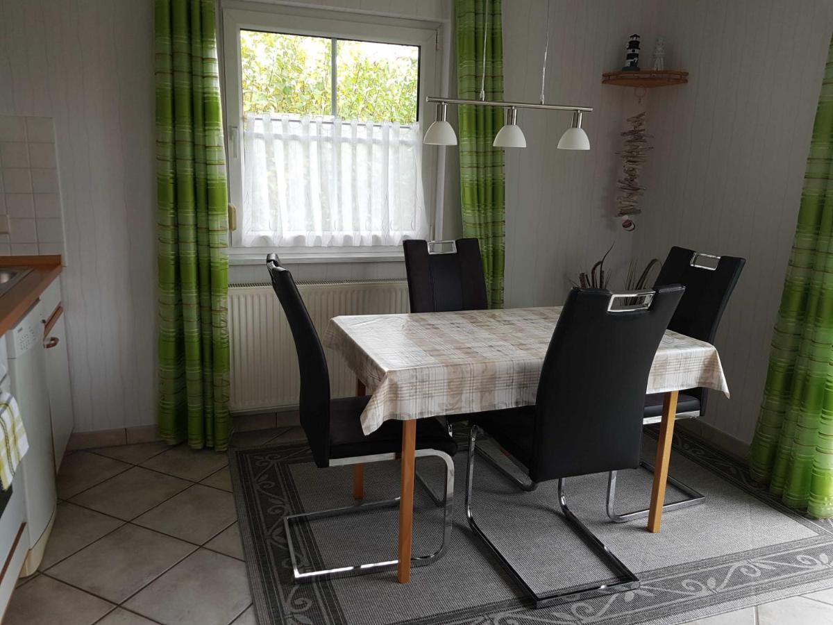 In Sonniger Lage In Apartment